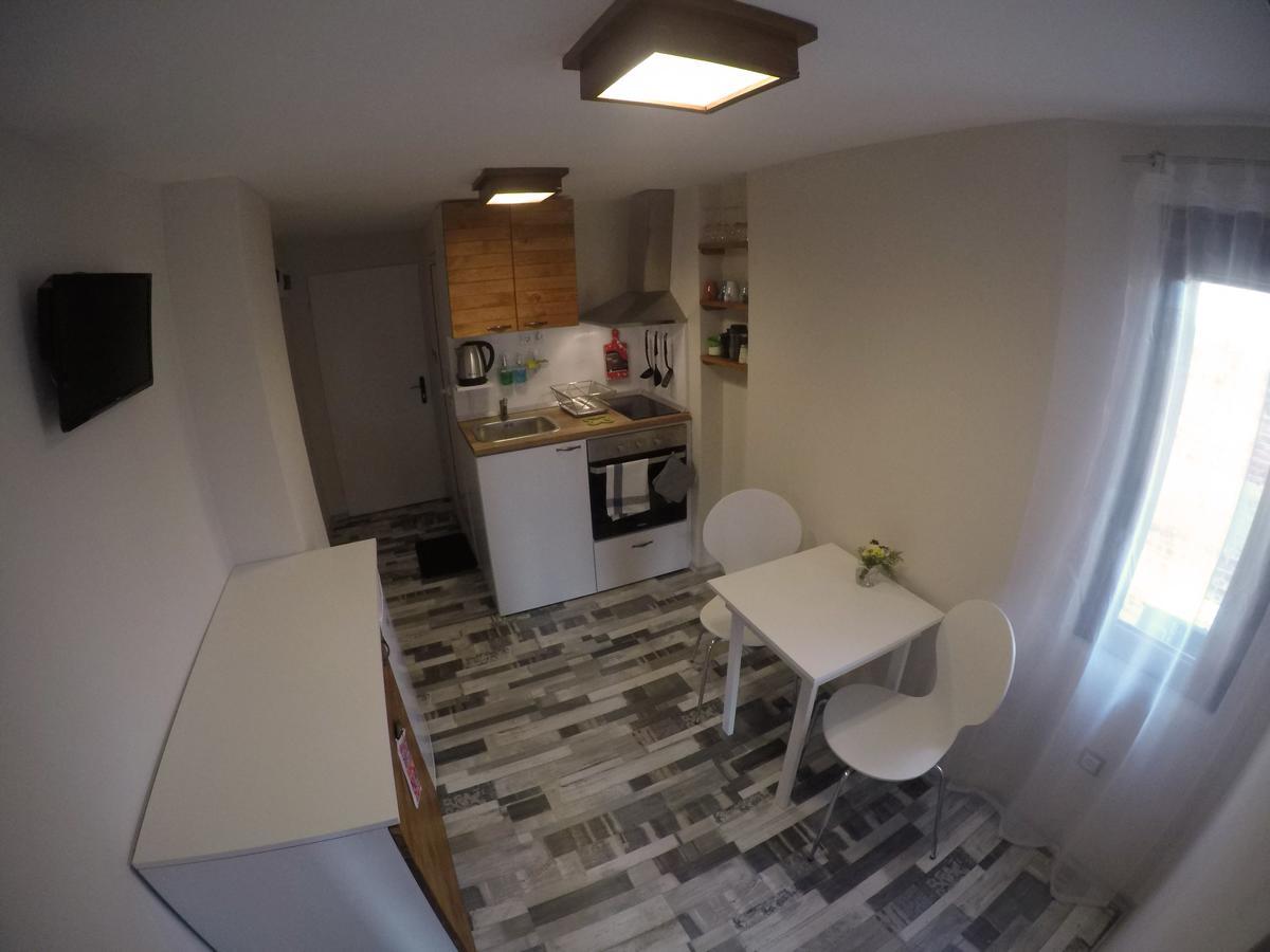 Gramophone Sofia Downtown Apartment מראה חיצוני תמונה